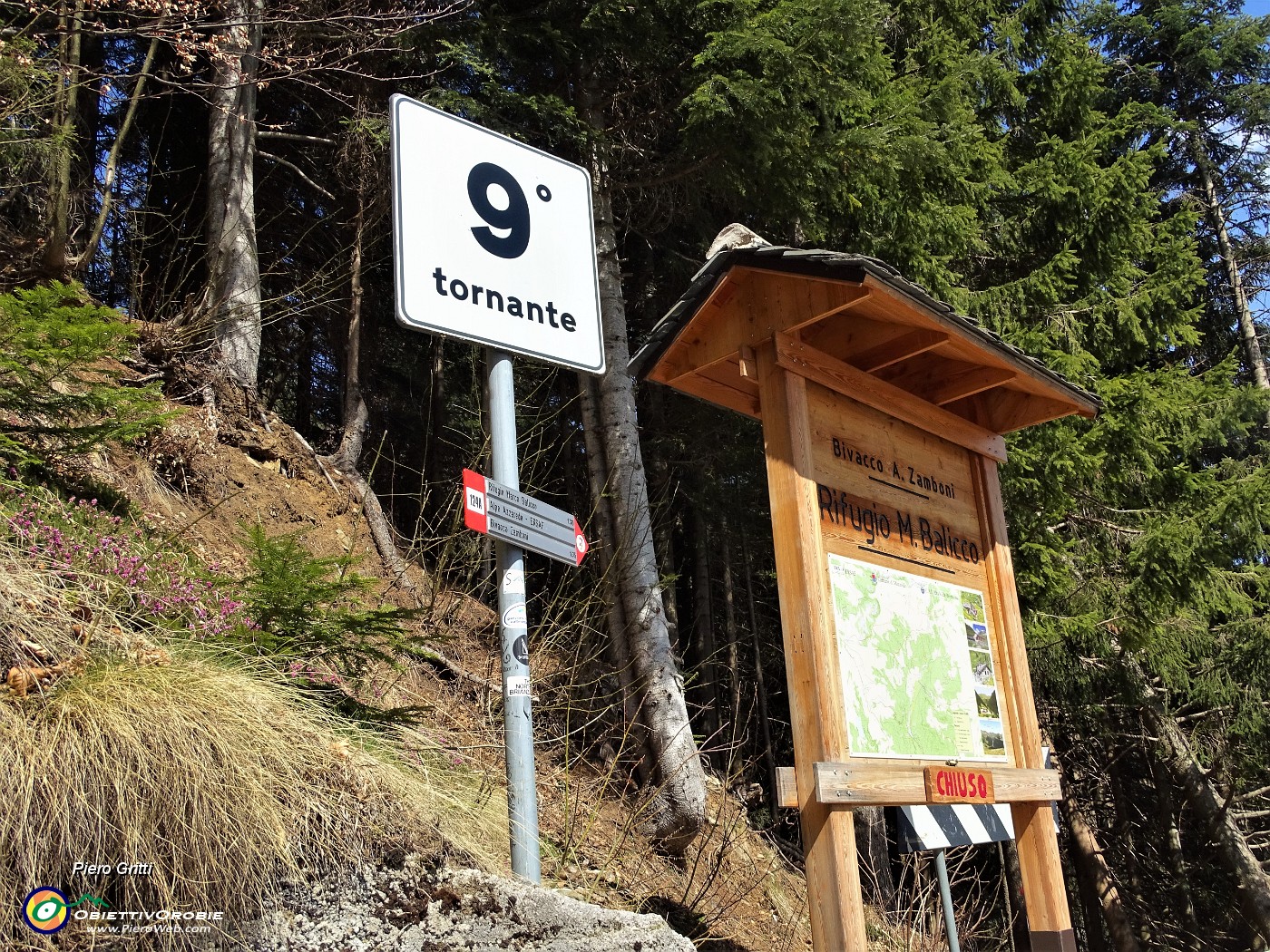 09 Partenza dal tornante 9 sopra la Fraccia sulla strada per Passo San Marco.JPG